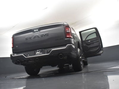 2026 RAM 1500 RAM 1500 EXPRESS CREW CAB 4X4 5'7' BOX