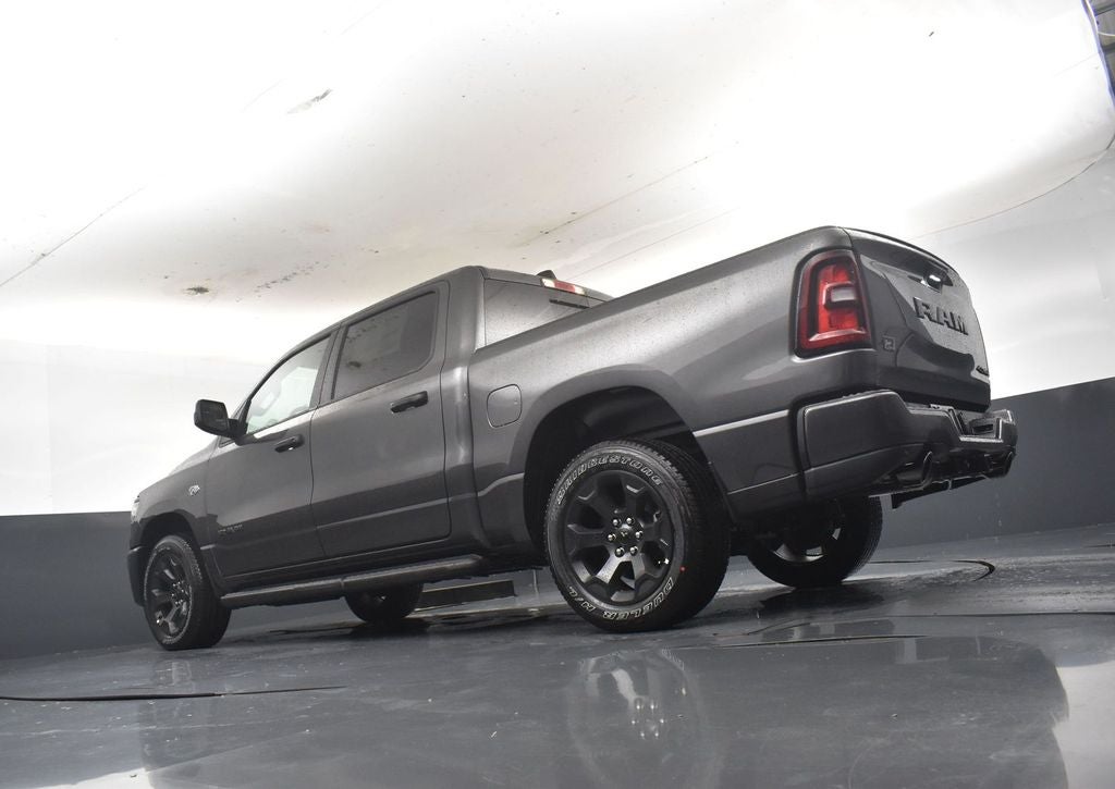 2026 RAM 1500 RAM 1500 EXPRESS CREW CAB 4X4 5'7' BOX