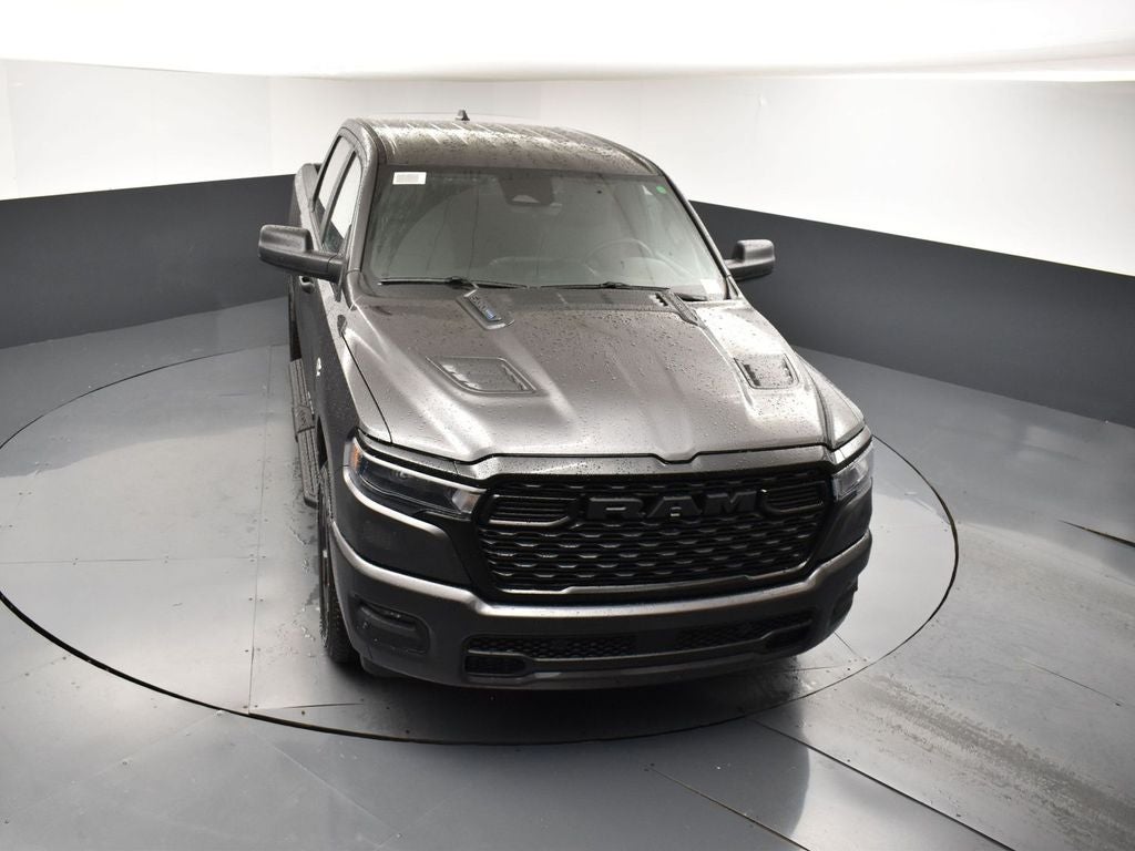 2026 RAM 1500 RAM 1500 EXPRESS CREW CAB 4X4 5'7' BOX