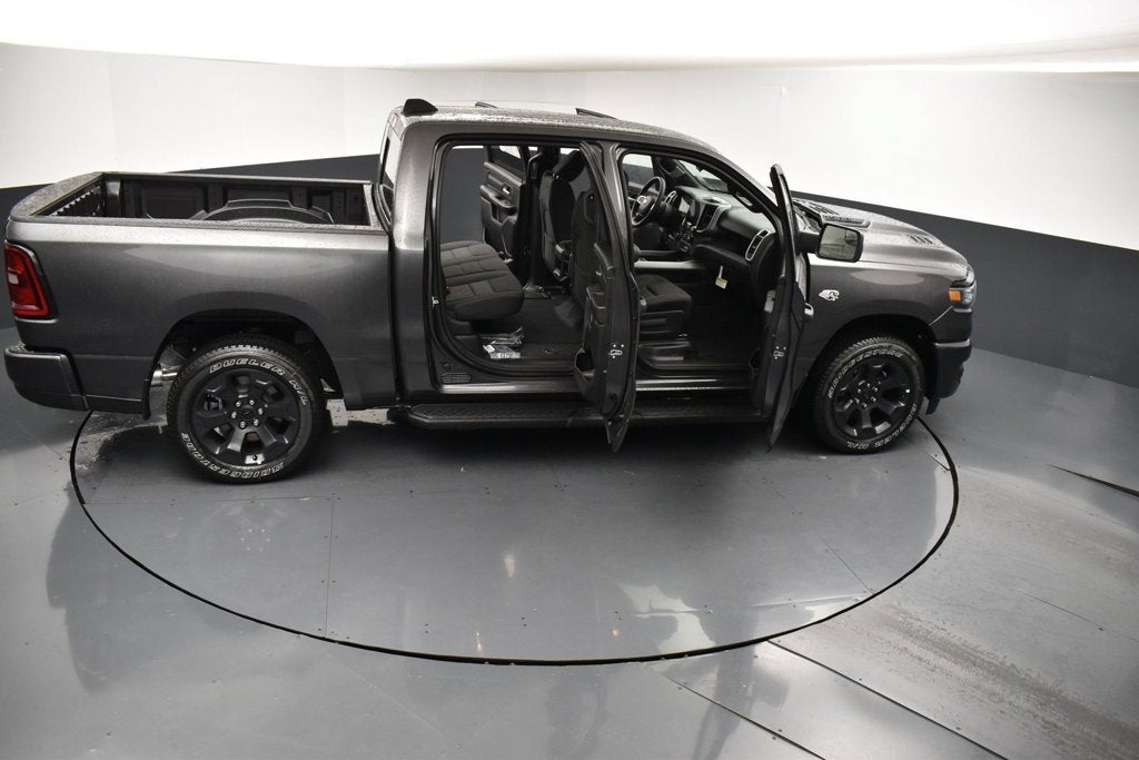2026 RAM 1500 RAM 1500 EXPRESS CREW CAB 4X4 5'7' BOX