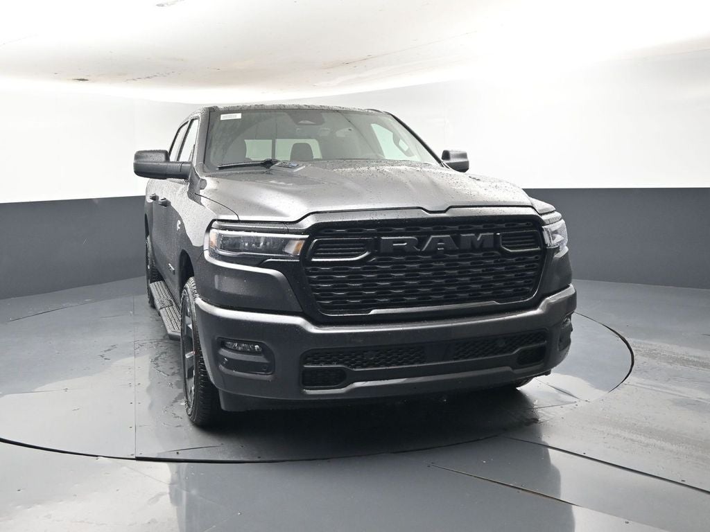 2026 RAM 1500 RAM 1500 EXPRESS CREW CAB 4X4 5'7' BOX