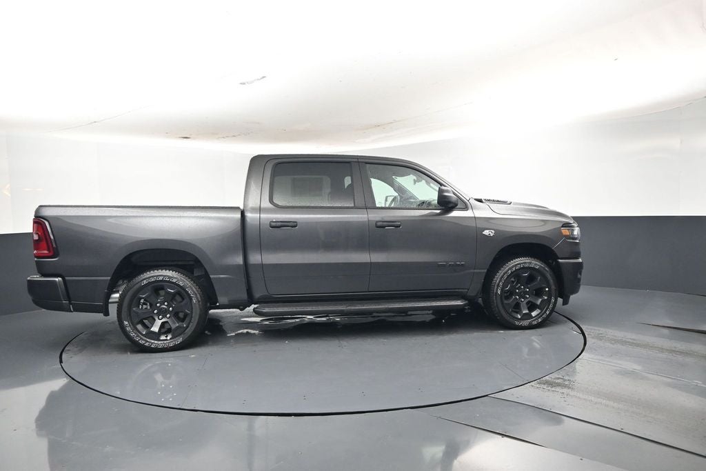 2026 RAM 1500 RAM 1500 EXPRESS CREW CAB 4X4 5'7' BOX