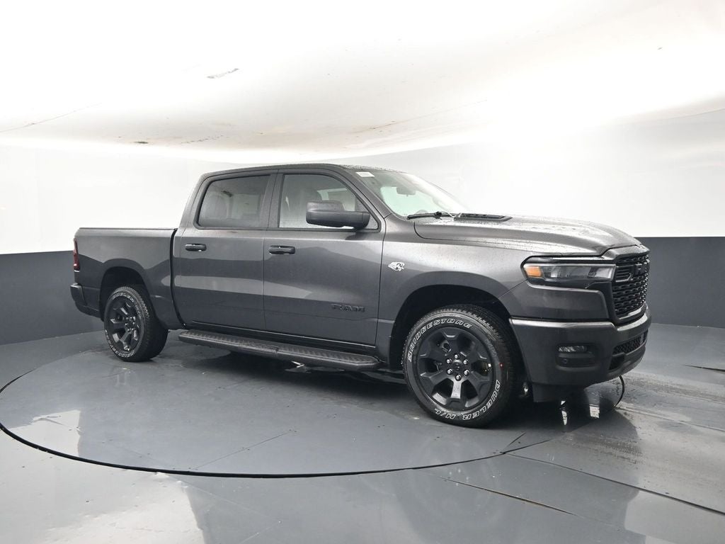 2026 RAM 1500 RAM 1500 EXPRESS CREW CAB 4X4 5'7' BOX
