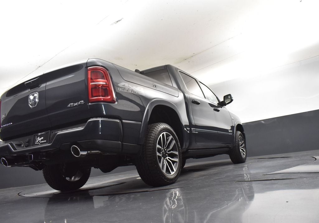 2026 RAM 1500 Limited Crew Cab 4x4 5'7' Box