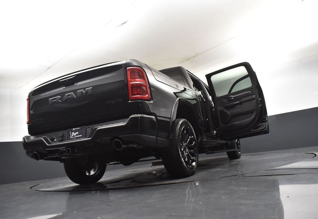 2026 RAM 1500 RAM 1500 LIMITED CREW CAB 4X4 5'7' BOX