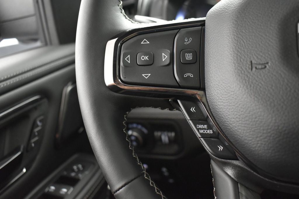 2026 RAM 1500 RAM 1500 LIMITED CREW CAB 4X4 5'7' BOX