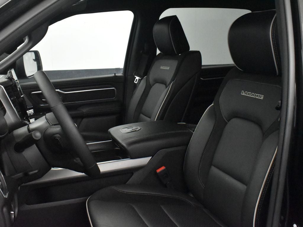 2025 RAM 1500 Laramie Crew Cab 4x4 5'7' Box