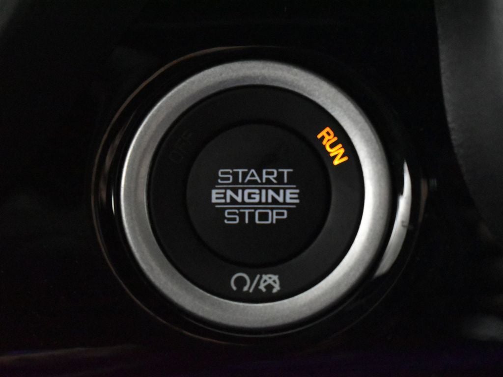 2025 RAM 1500 Laramie Crew Cab 4x4 5'7' Box