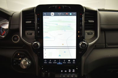 2022 RAM 1500 Laramie Crew Cab 4x4 5'7' Box