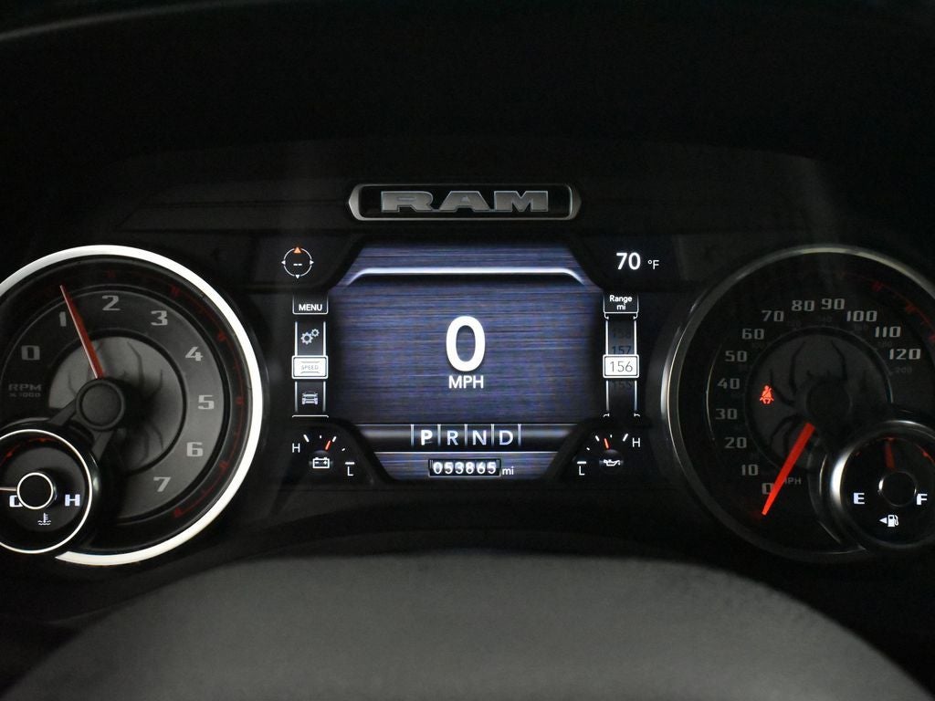 2022 RAM 1500 Laramie Crew Cab 4x4 5'7' Box