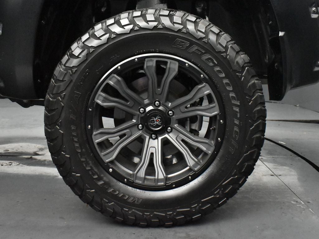 2022 RAM 1500 Laramie Crew Cab 4x4 5'7' Box