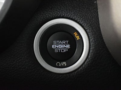 2022 RAM 1500 Laramie Crew Cab 4x4 5'7' Box