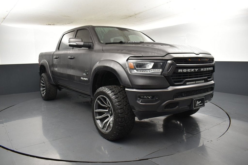 2021 RAM 1500 Laramie Crew Cab 4x4 5'7' Box