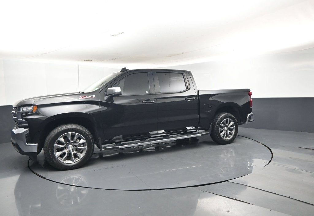 2022 Chevrolet Silverado 1500 LTD 4WD Crew Cab Short Bed LT