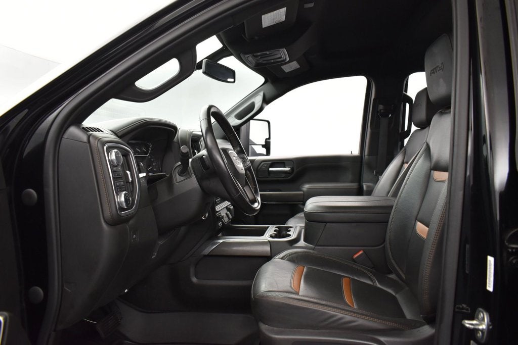 2023 GMC Sierra 2500HD 4WD Crew Cab Standard Bed AT4