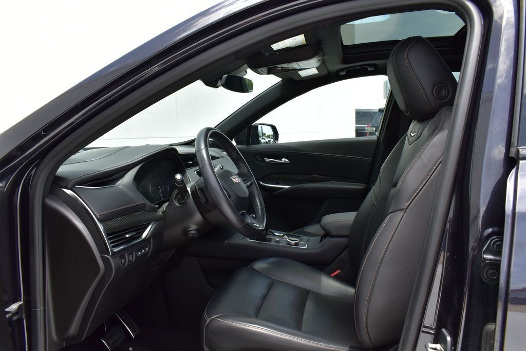 2023 Cadillac XT4 FWD Sport