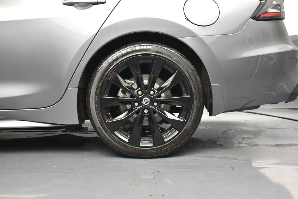 2022 Nissan Maxima SR Xtronic CVT