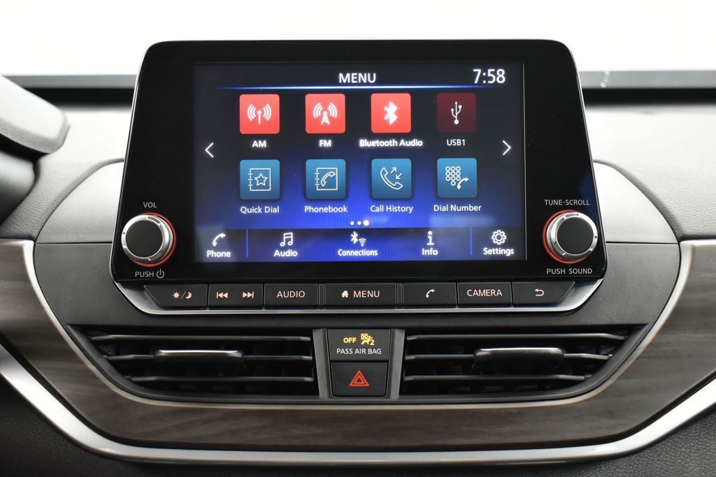 2024 Nissan Altima SV FWD