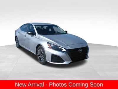 2024 Nissan Altima SV FWD