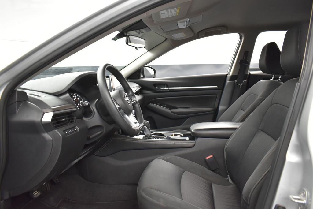 2023 Nissan Altima SV FWD