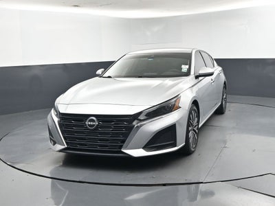 2023 Nissan Altima SV FWD