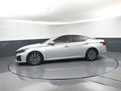 2023 Nissan Altima SV FWD