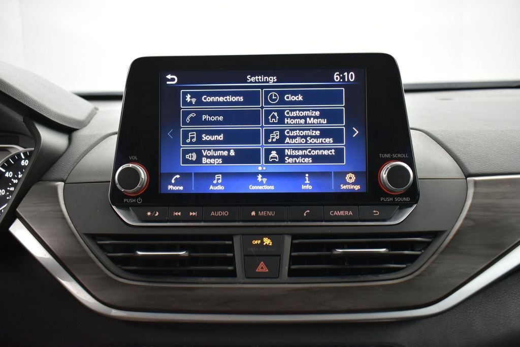 2025 Nissan Altima SV FWD