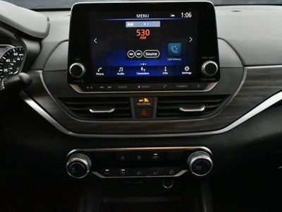 2025 Nissan Altima SV FWD