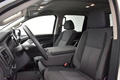 2022 Nissan TITAN Crew Cab SV 4x4
