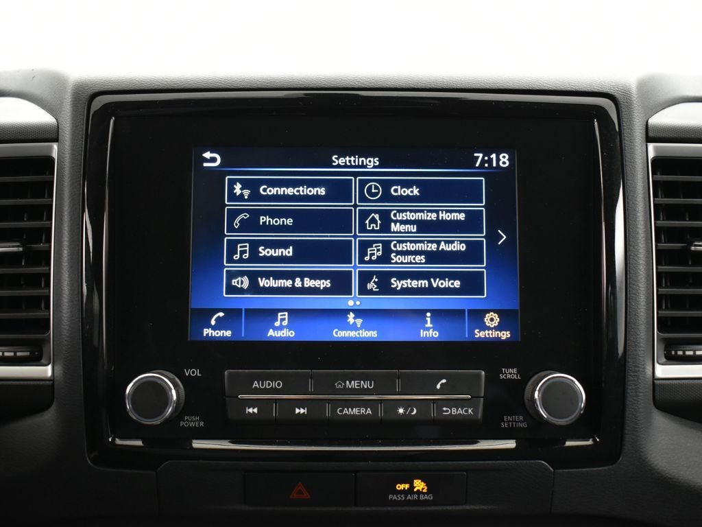 2022 Nissan Frontier Crew Cab SV 4x4