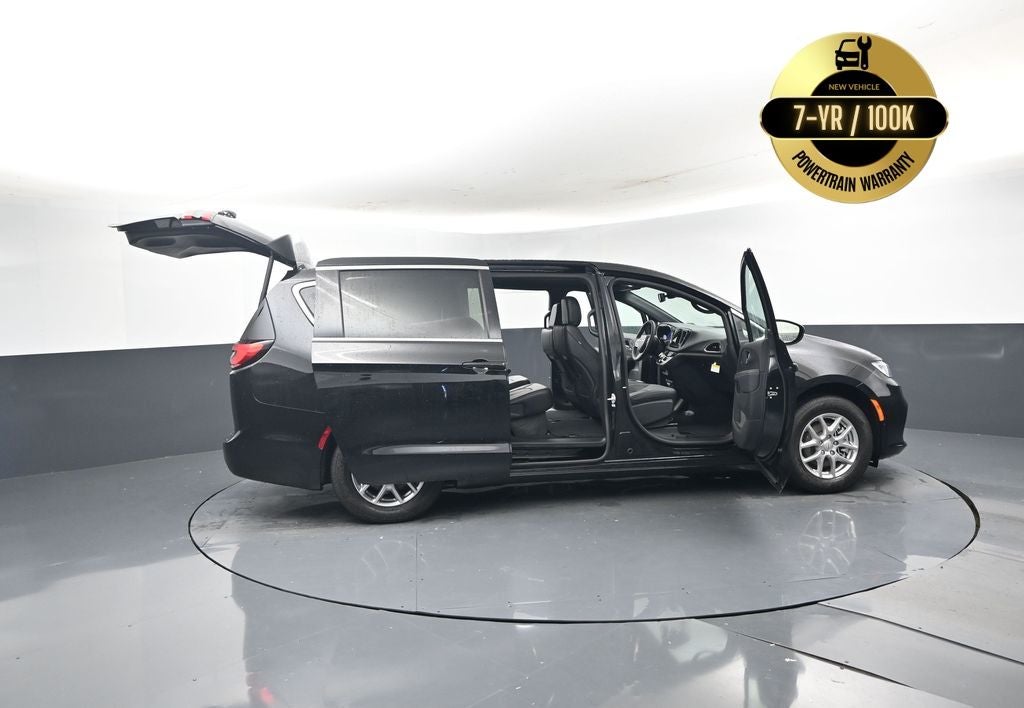 2026 Chrysler Pacifica PACIFICA SELECT