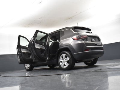 2022 Jeep Compass Latitude FWD