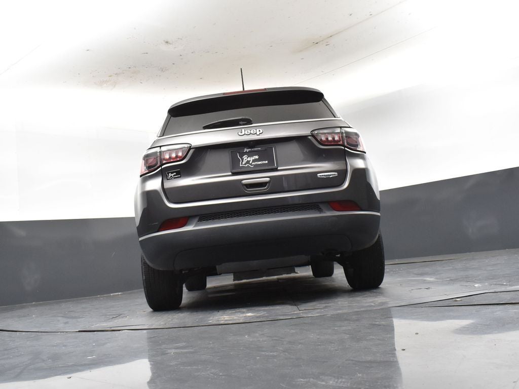 2022 Jeep Compass Latitude FWD