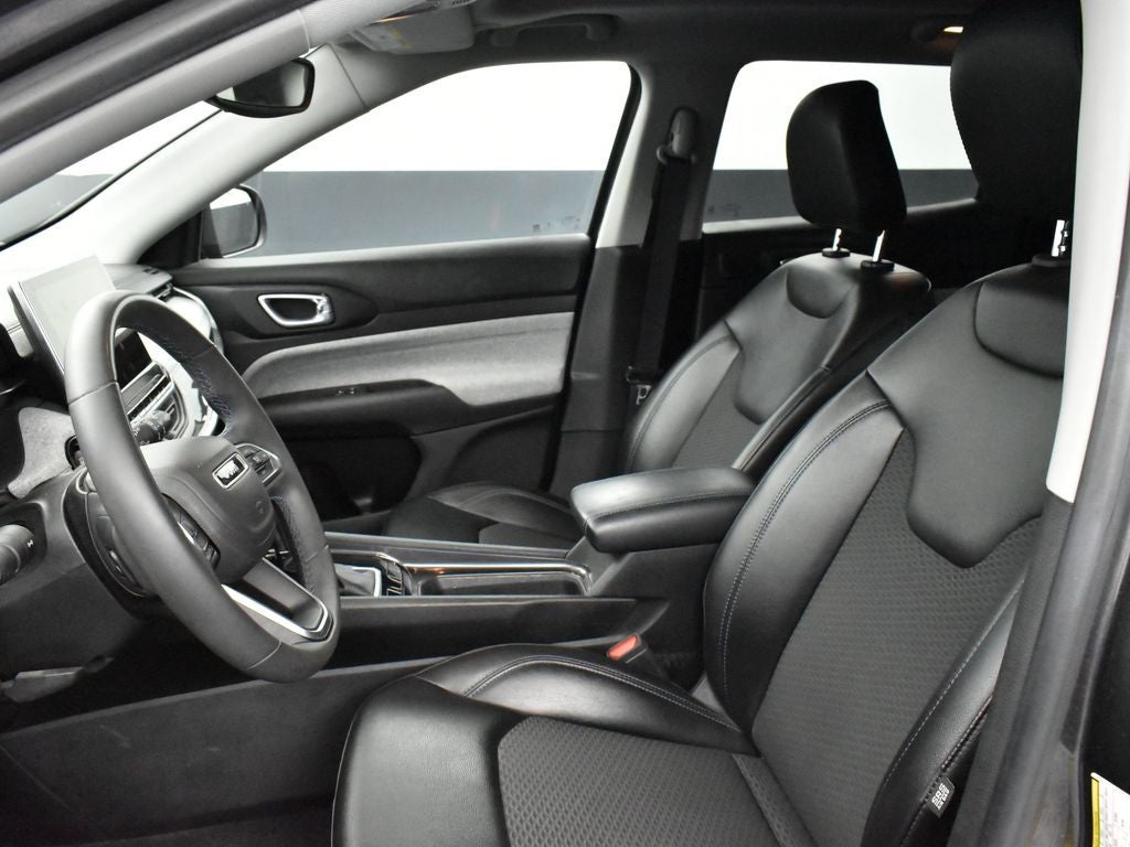 2022 Jeep Compass Latitude FWD