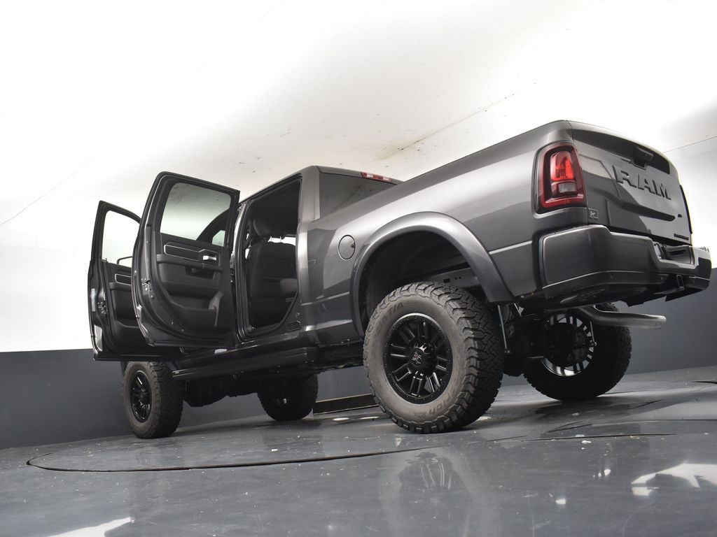 2025 RAM Ram 2500 RAM 2500 BIG HORN CREW CAB 4X4 SCA Black Widow