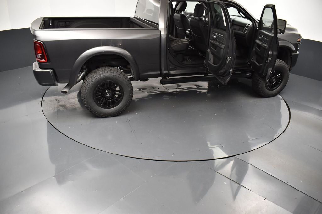 2025 RAM Ram 2500 RAM 2500 BIG HORN CREW CAB 4X4 SCA Black Widow