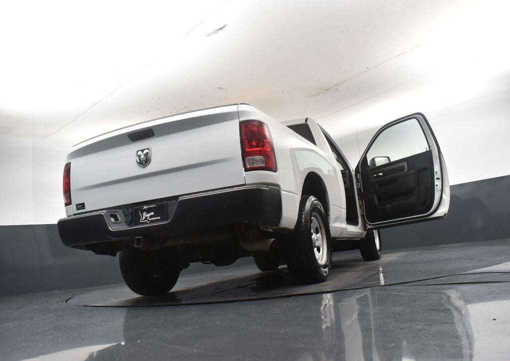 2021 RAM 1500 Classic Tradesman Regular Cab 4x2 6'4' Box