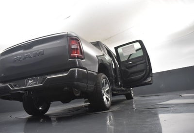 2027 RAM Ram 1500 RAM 1500 EXPRESS CREW CAB 4X2 5'7' BOX