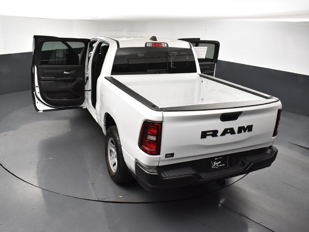 2027 RAM Ram 1500 RAM 1500 TRADESMAN CREW CAB 4X2 5'7' BOX