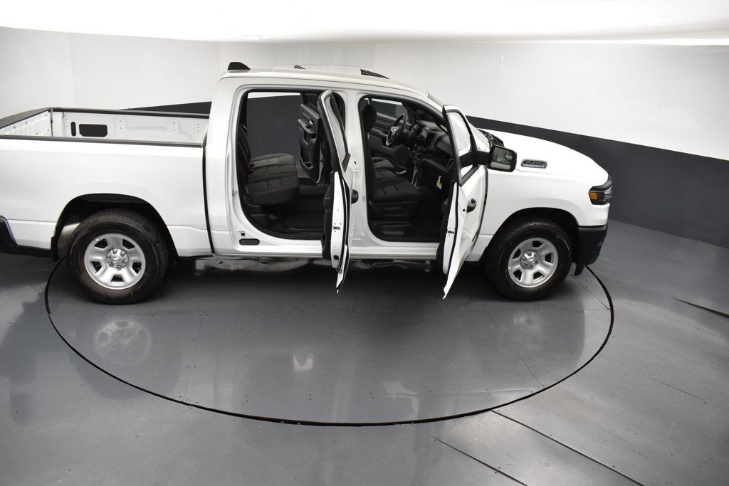 2027 RAM Ram 1500 RAM 1500 TRADESMAN CREW CAB 4X2 5'7' BOX