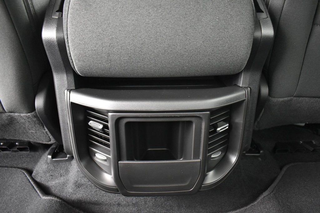 2027 RAM Ram 1500 RAM 1500 TRADESMAN CREW CAB 4X2 5'7' BOX
