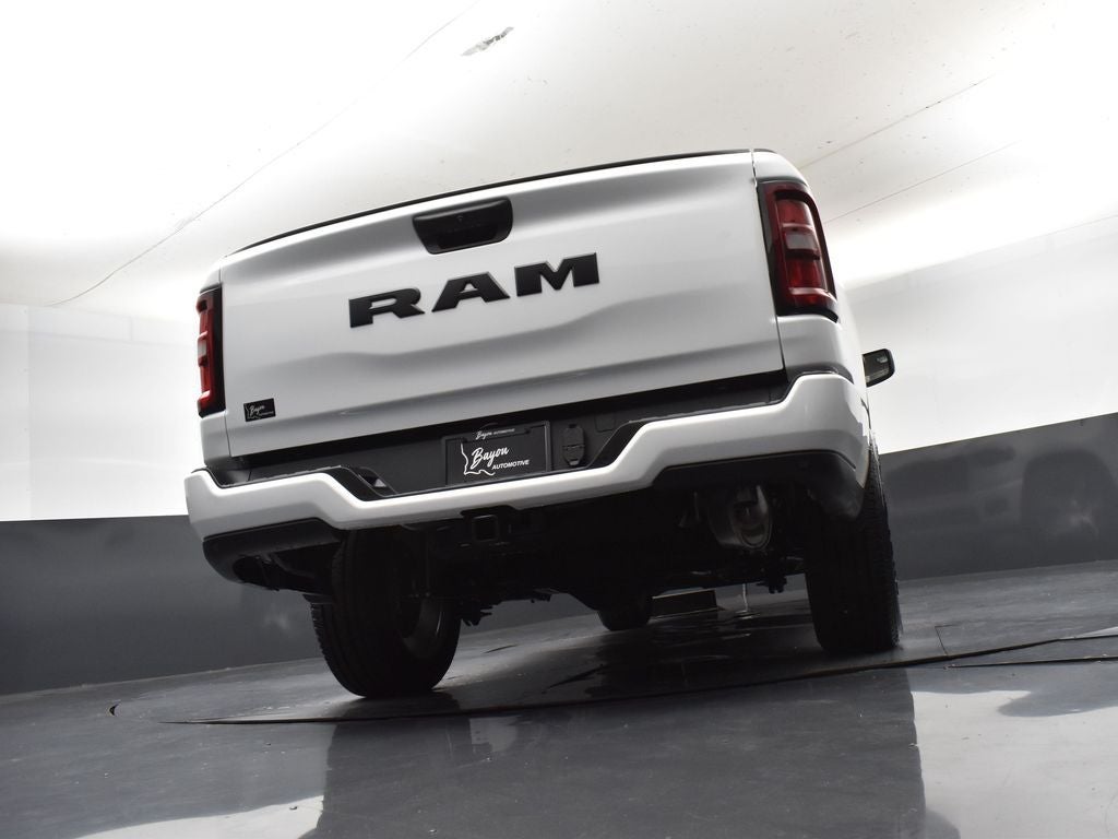 2026 RAM Ram 1500 RAM 1500 EXPRESS CREW CAB 4X2 5'7' BOX