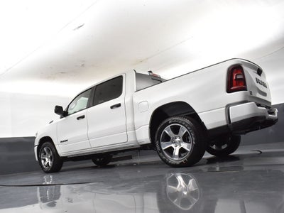 2026 RAM Ram 1500 RAM 1500 EXPRESS CREW CAB 4X2 5'7' BOX