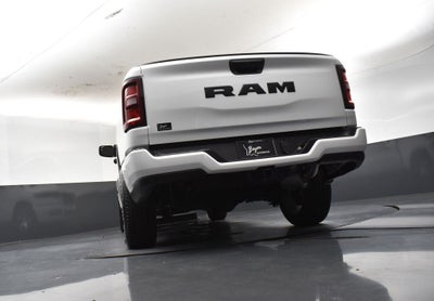2026 RAM Ram 1500 RAM 1500 EXPRESS CREW CAB 4X2 5'7' BOX