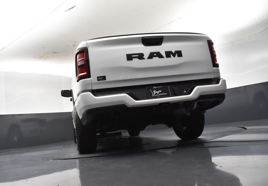 2026 RAM Ram 1500 RAM 1500 EXPRESS CREW CAB 4X2 5'7' BOX