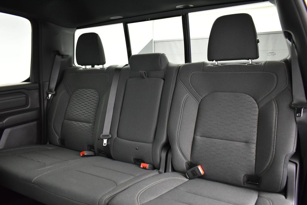 2026 RAM Ram 1500 RAM 1500 EXPRESS CREW CAB 4X2 5'7' BOX