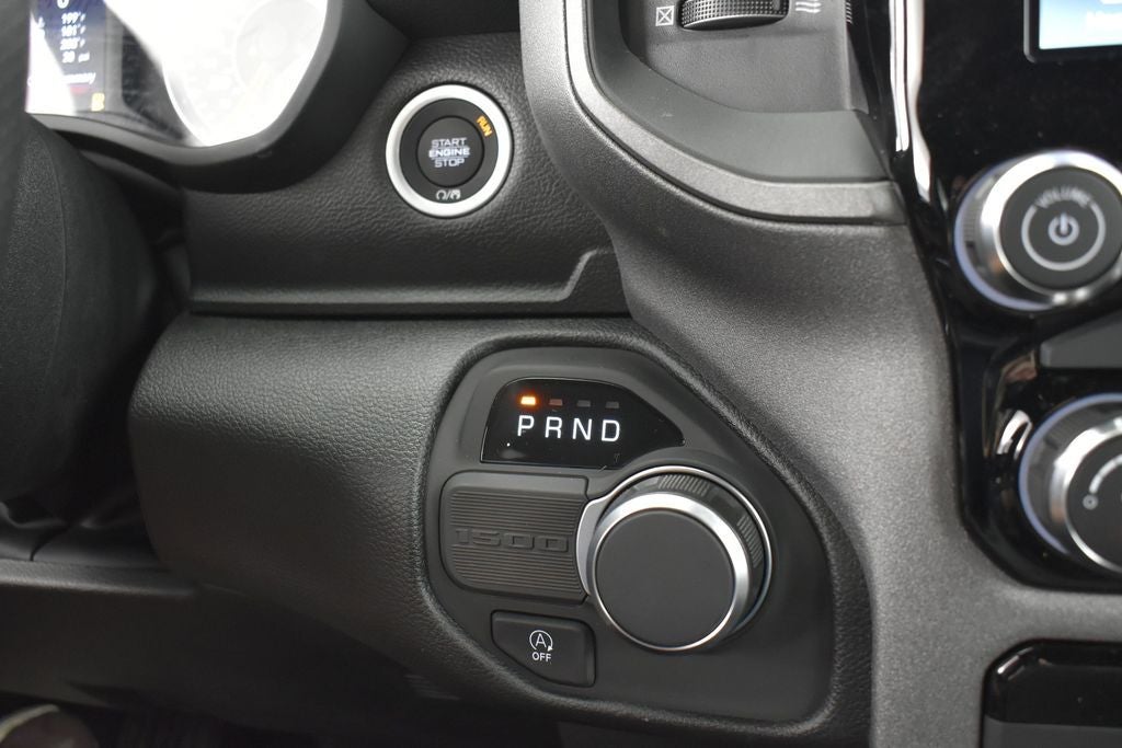2026 RAM Ram 1500 RAM 1500 EXPRESS CREW CAB 4X2 5'7' BOX