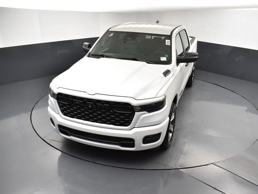 2026 RAM Ram 1500 RAM 1500 EXPRESS CREW CAB 4X2 5'7' BOX