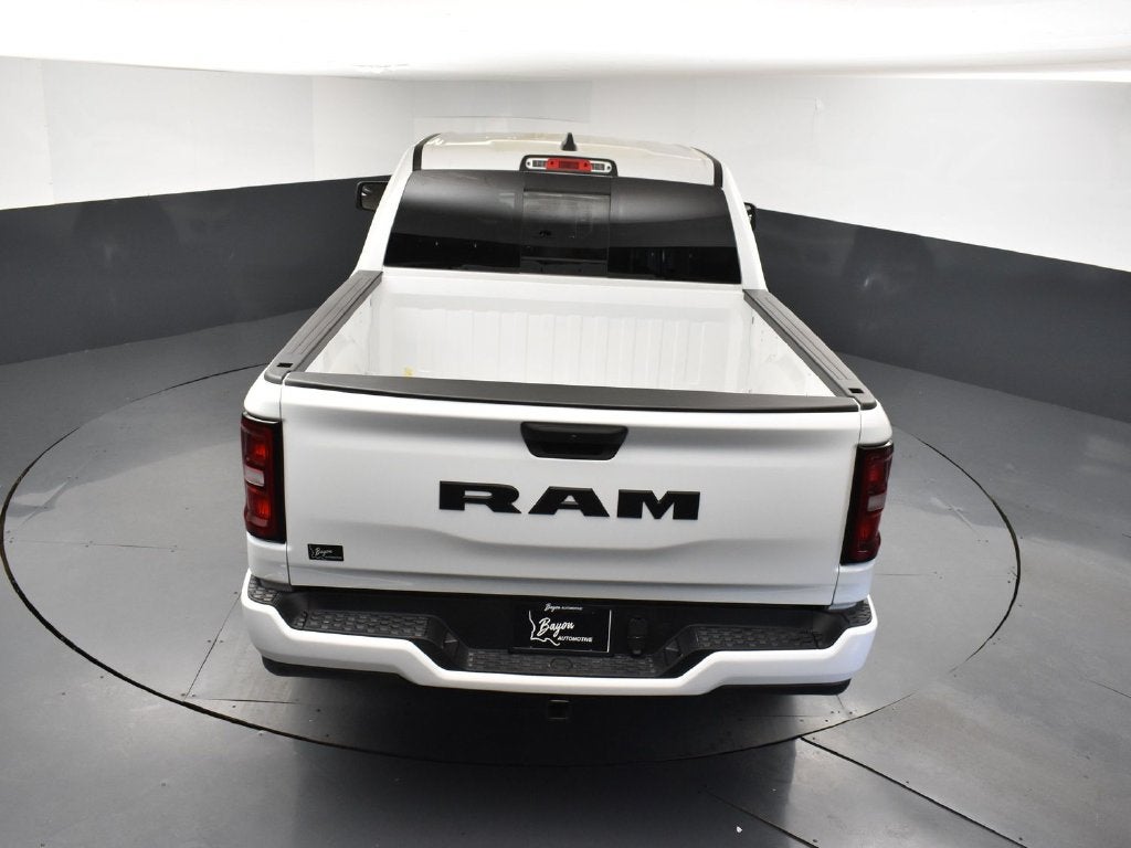 2027 RAM Ram 1500 RAM 1500 EXPRESS CREW CAB 4X2 5'7' BOX