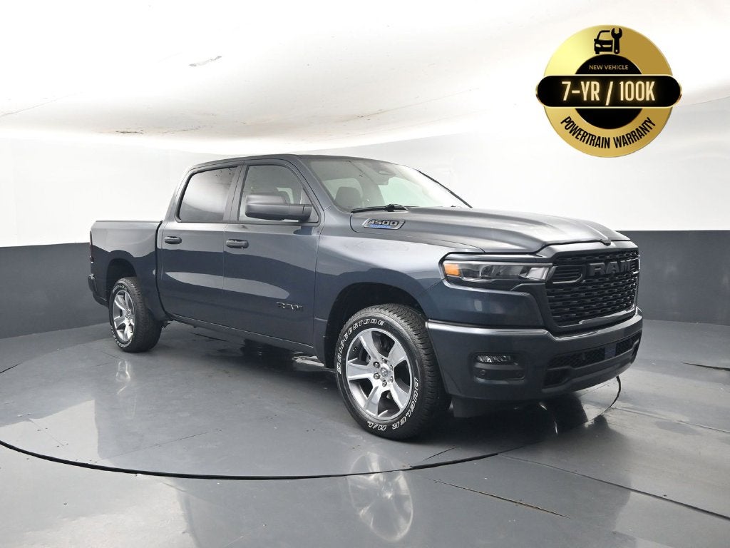 2027 RAM Ram 1500 RAM 1500 EXPRESS CREW CAB 4X2 5'7' BOX
